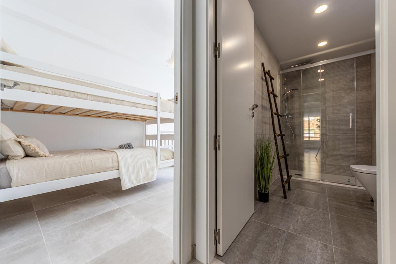 Boooom!!! Apartment With Swimming Pool サロウ エクステリア 写真